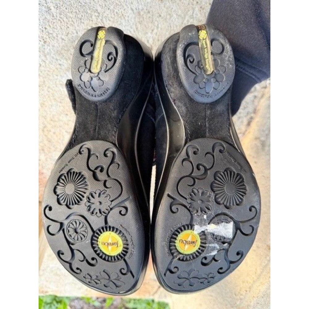 Jambu Black Mary Jane Heels - Picture 16 of 16